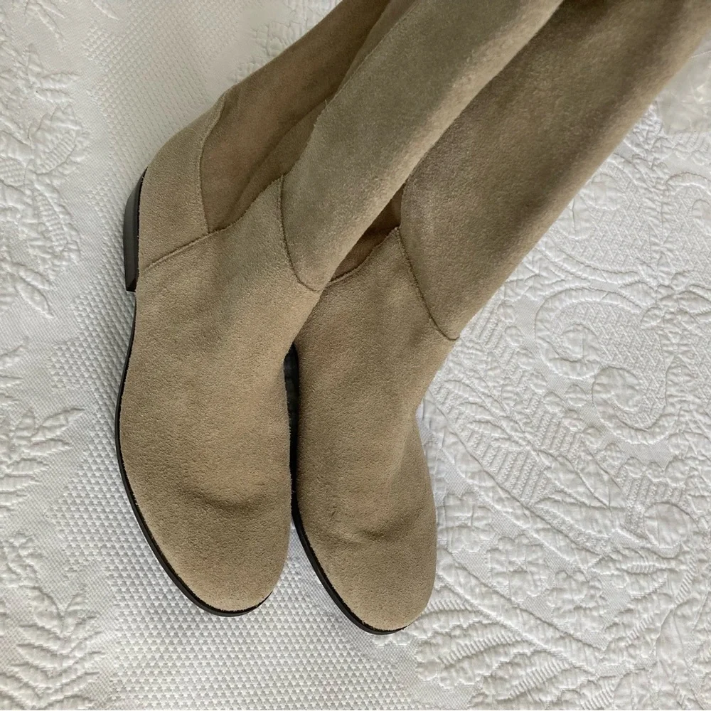 Lucky Brand Calypso Tall Boots Women 8M Suede Leather Beige Minimalist Old Money
